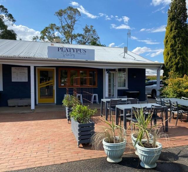 The Platypus Accommodation & Cafe Cudal Extérieur photo