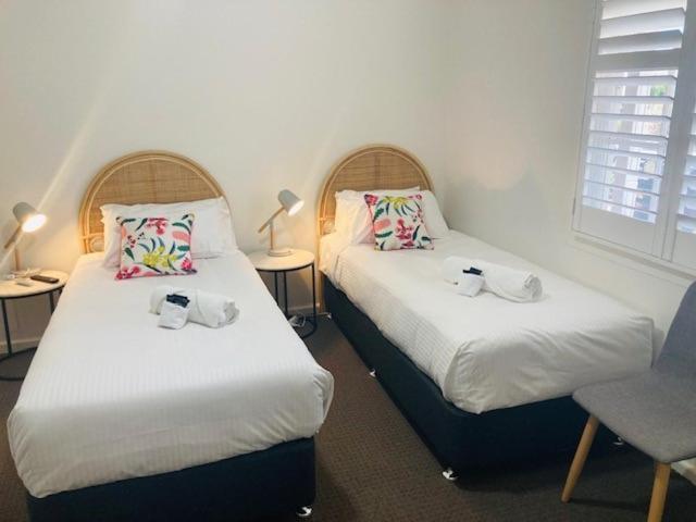 The Platypus Accommodation & Cafe Cudal Extérieur photo